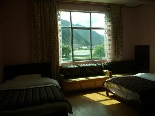 Lhasa Snow Inn