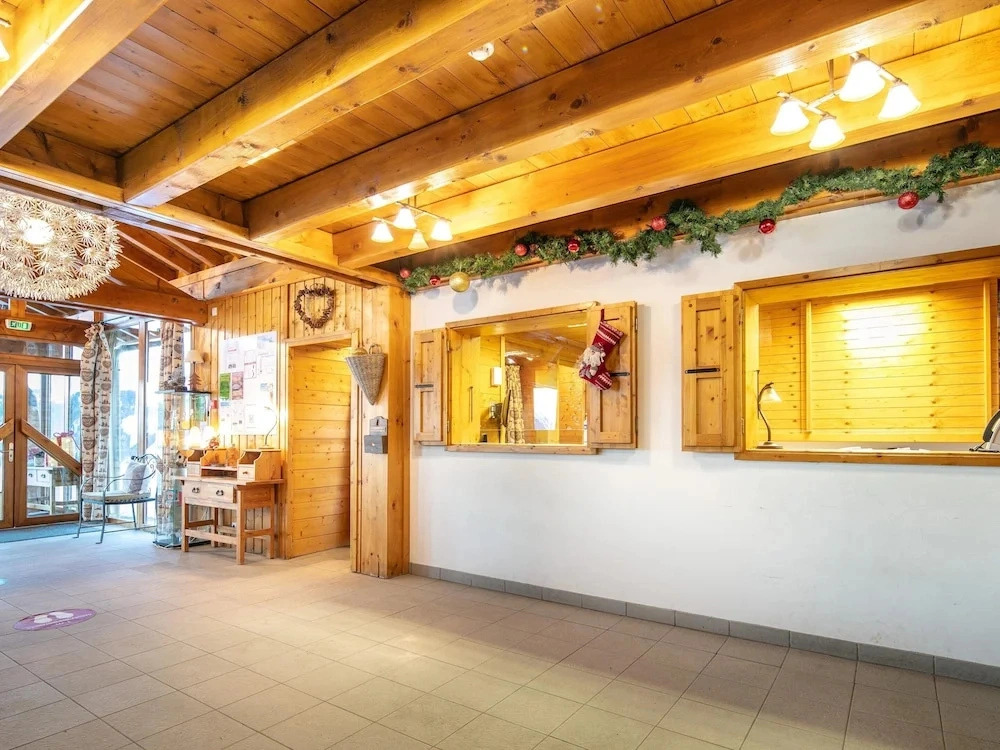 Family Mountain Stay for Five