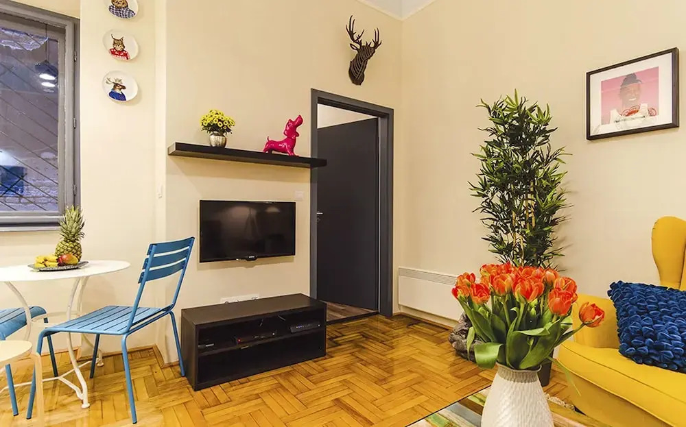 Lovage Apartment
