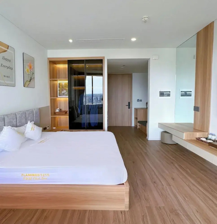 Flamingo IBIZA Hai Tien Beach Resort