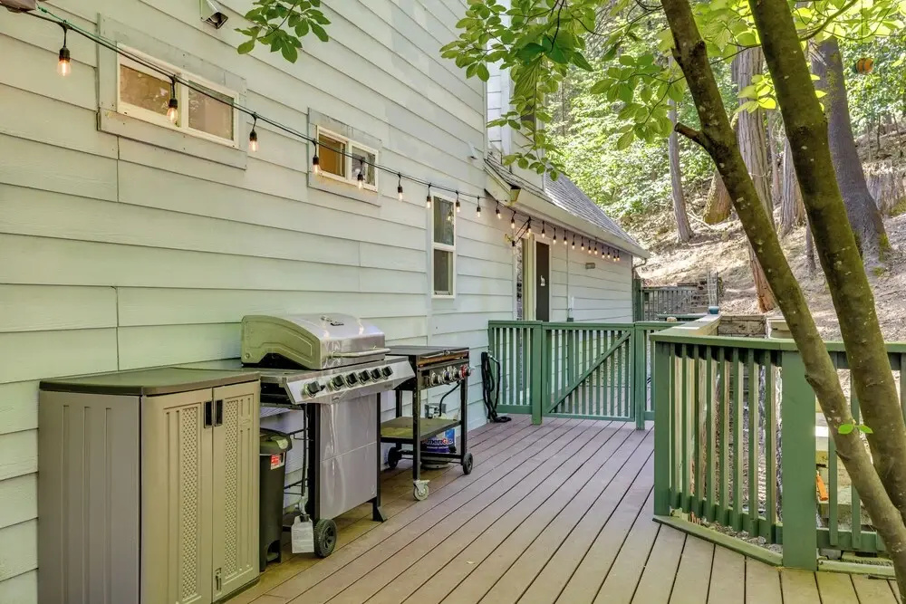 Near Dtwn: Twain Harte Home w/ Furnished Deck!