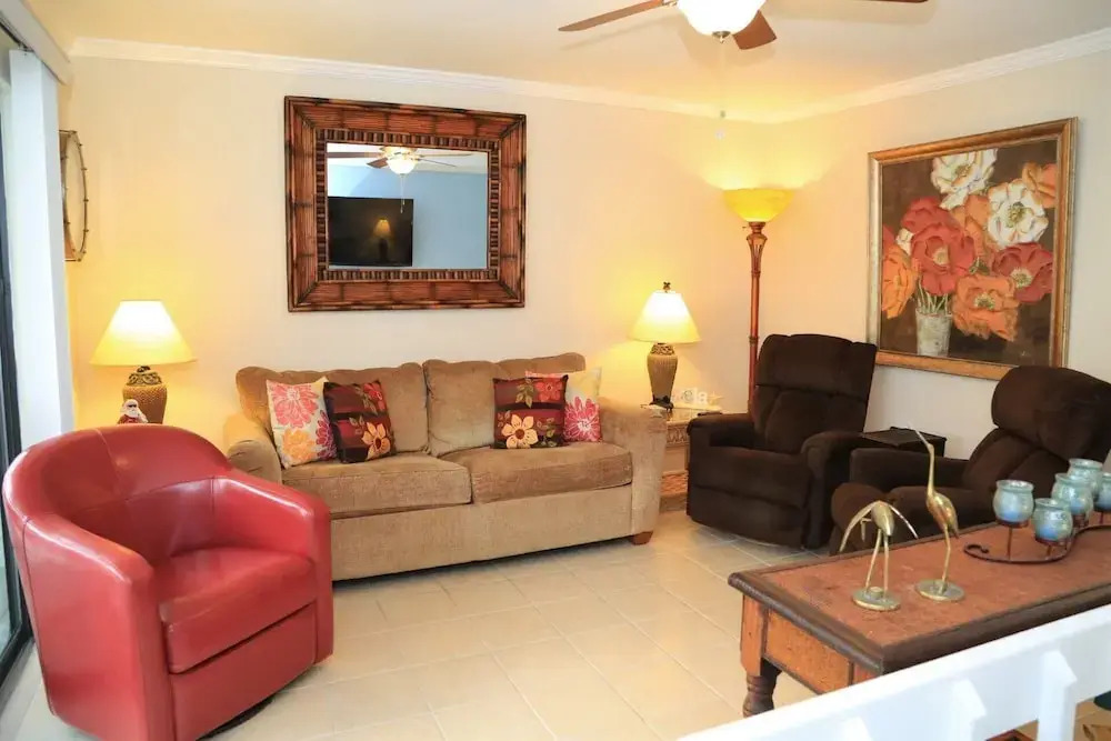 Beachwalk #4 2 Bedrooms 2 Bathrooms Townhouse