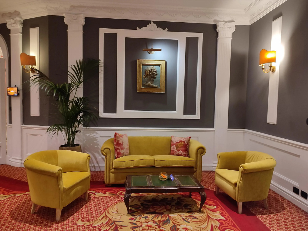 Radisson Blu GHR Rome