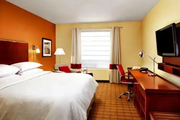 Wyndham Richmond Airport Hotel
