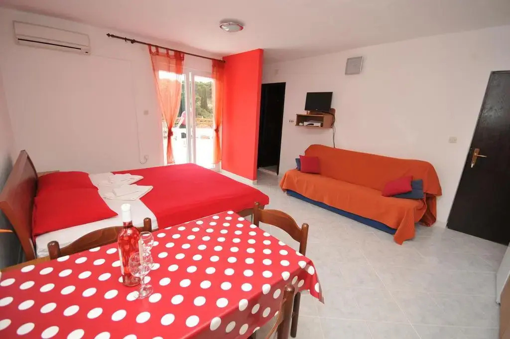 Apartments Miranda