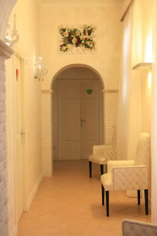 Crystal Rhome Guest House