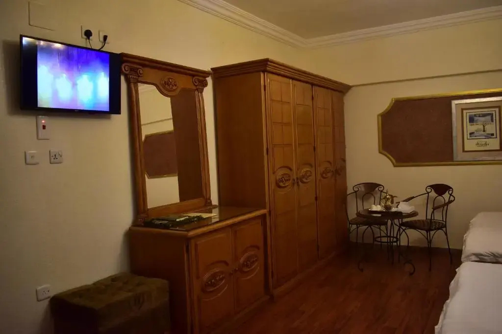 Genac Hotel