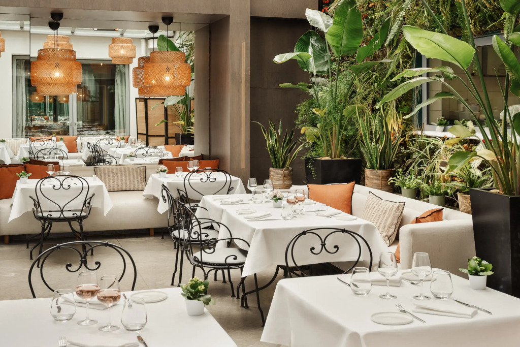 Hôtel De Sers Champs Elysées Paris