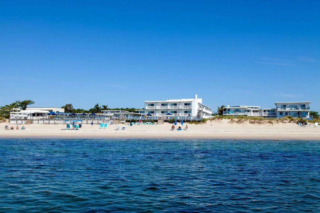 Blue Water Resort