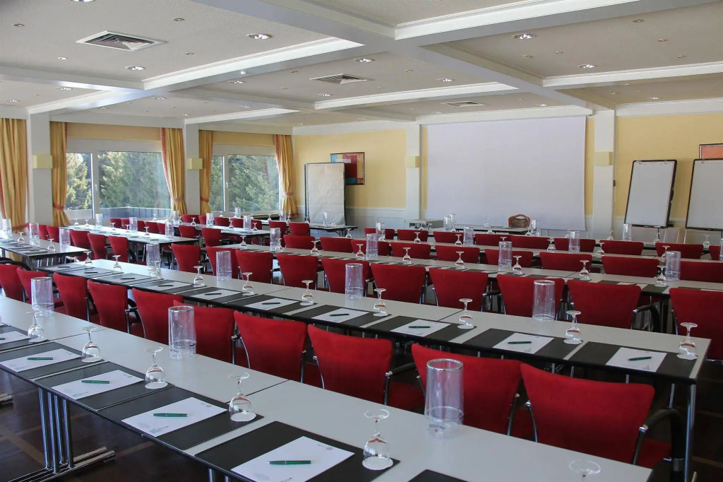 Schwarzwald Wellnesshotel SAIGERHÖH I Spa Golf & Wandern über dem Titisee