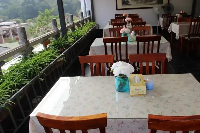 Yangshuo LanShengge Hotel