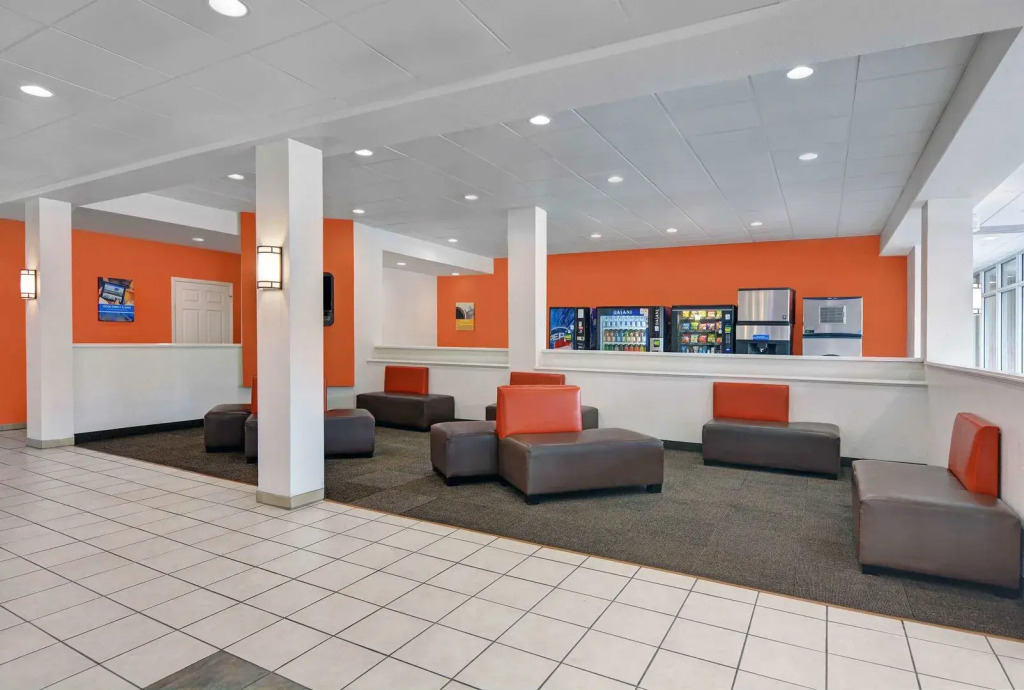 Motel 6-Cutler Bay, FL