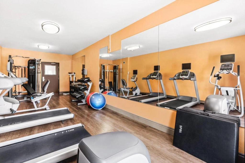 Oxford Suites Portland - Gladstone
