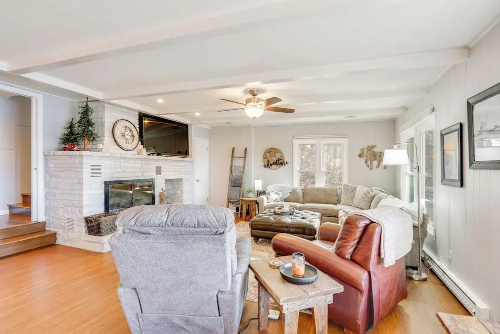 Family Home w/ Private Dock on Lake of the Ozarks!