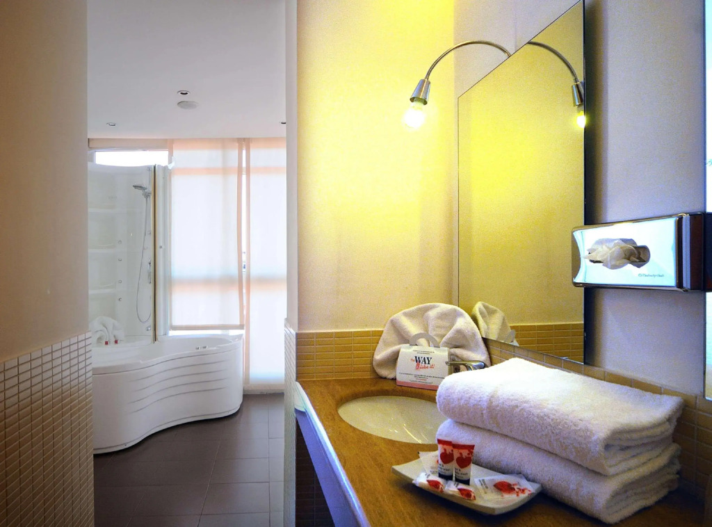 Best Western Plus Hotel Globus