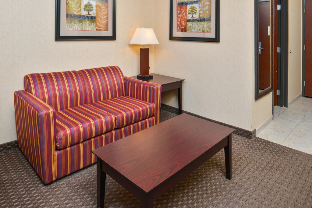 Holiday Inn Express Hotel & Suites Portland - Jantzen Beach by IHG