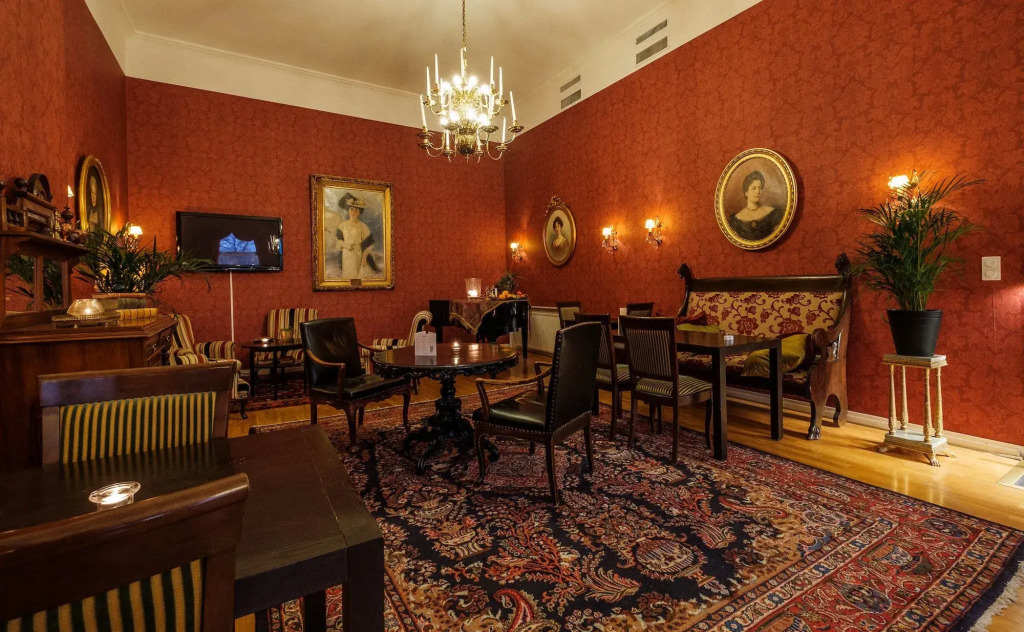 Badhotellet