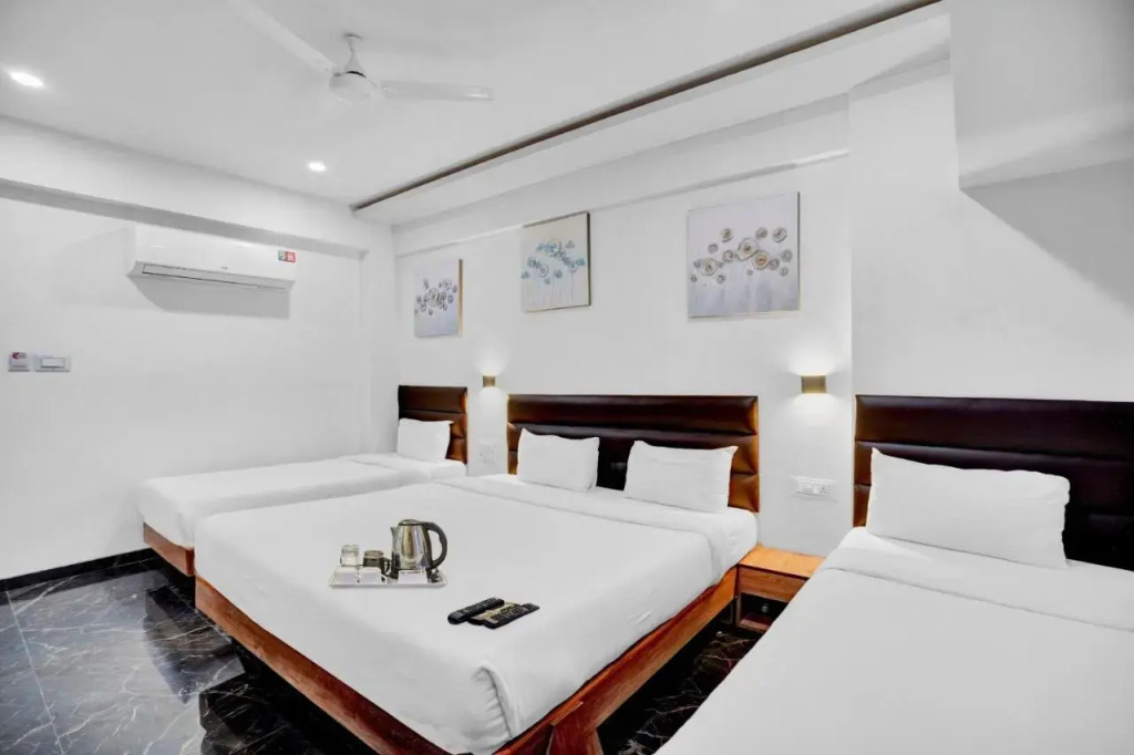 Hotel Pearl Residency