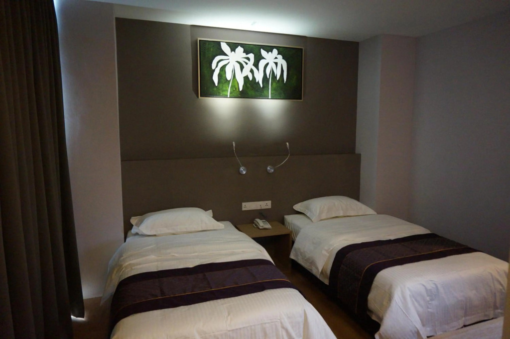 Super 8 Hotel @ Bayan Baru