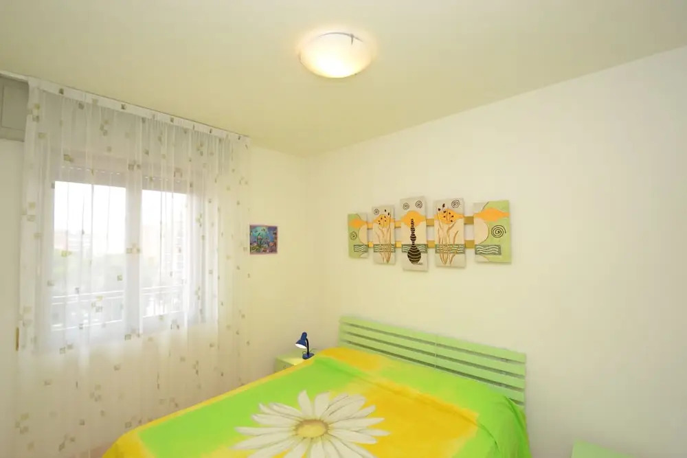 One-bedroom Apartment With sea View