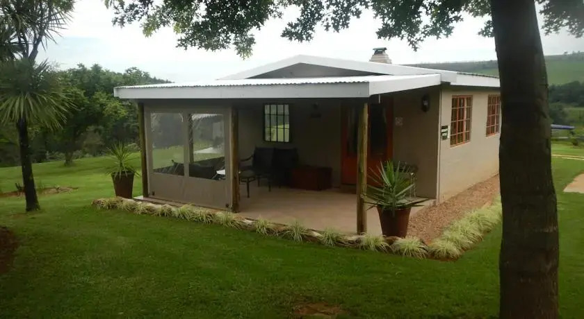 The Falls Cottages