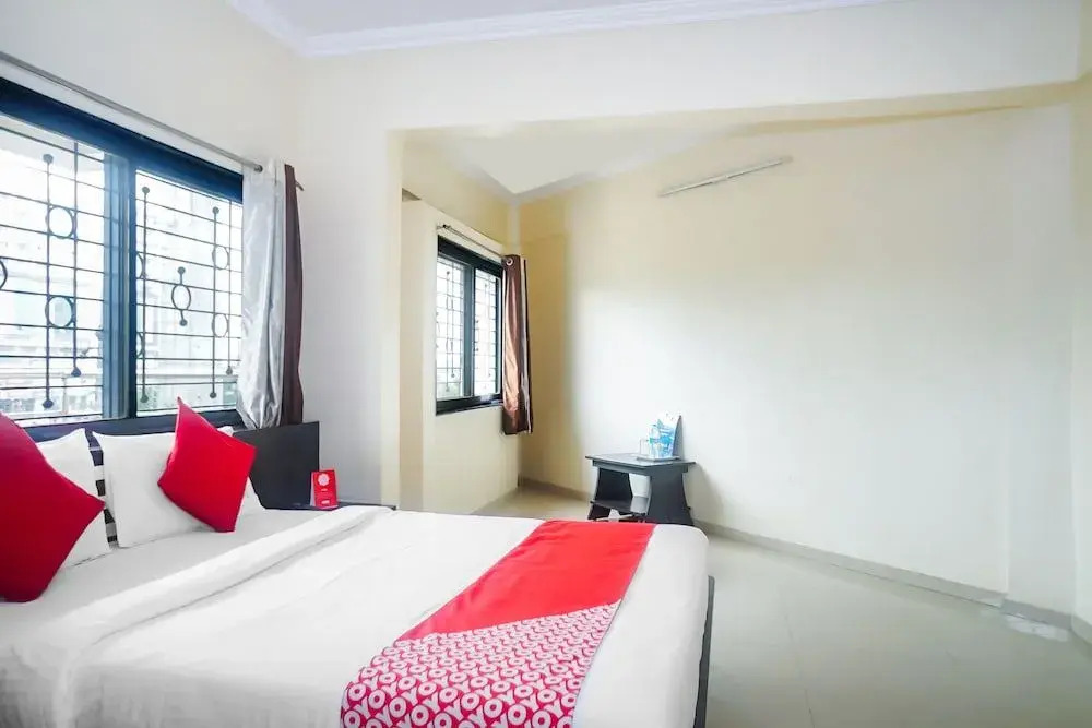 OYO 17121 Hotel Yashraj Inn