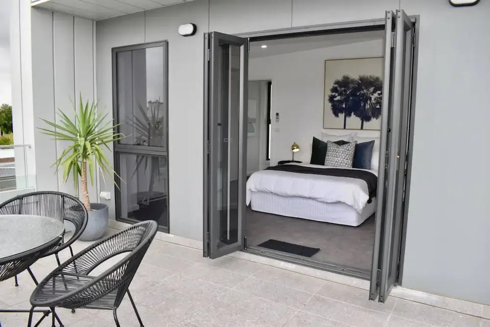 Brand New 2 Bed Apartment with Stunning City Views