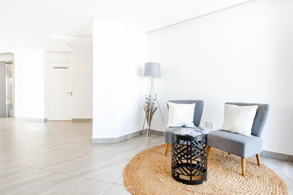 Coral Point Studio 107