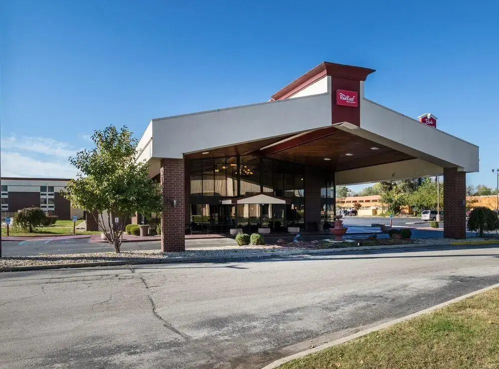 Clarion Inn & Suites