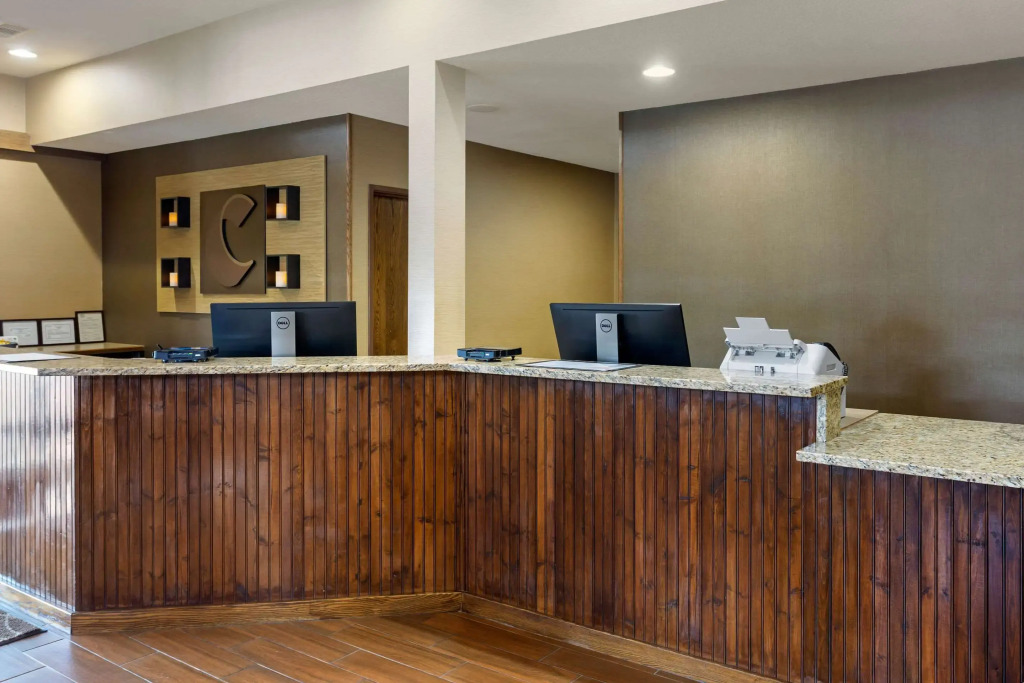 Comfort Inn Marshall Station