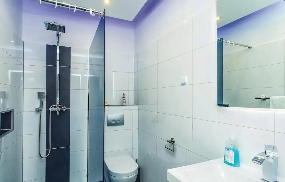 Awesome Home in Dugi Rat With Wifi and 2 Bedrooms
