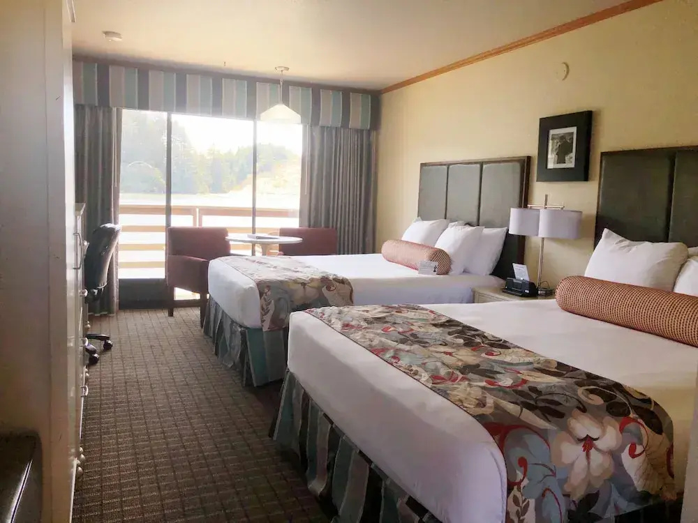 River House Inn, a Baymont by Wyndham