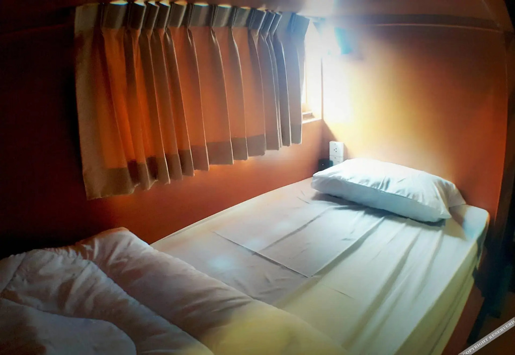 OneNightZleep Hostel