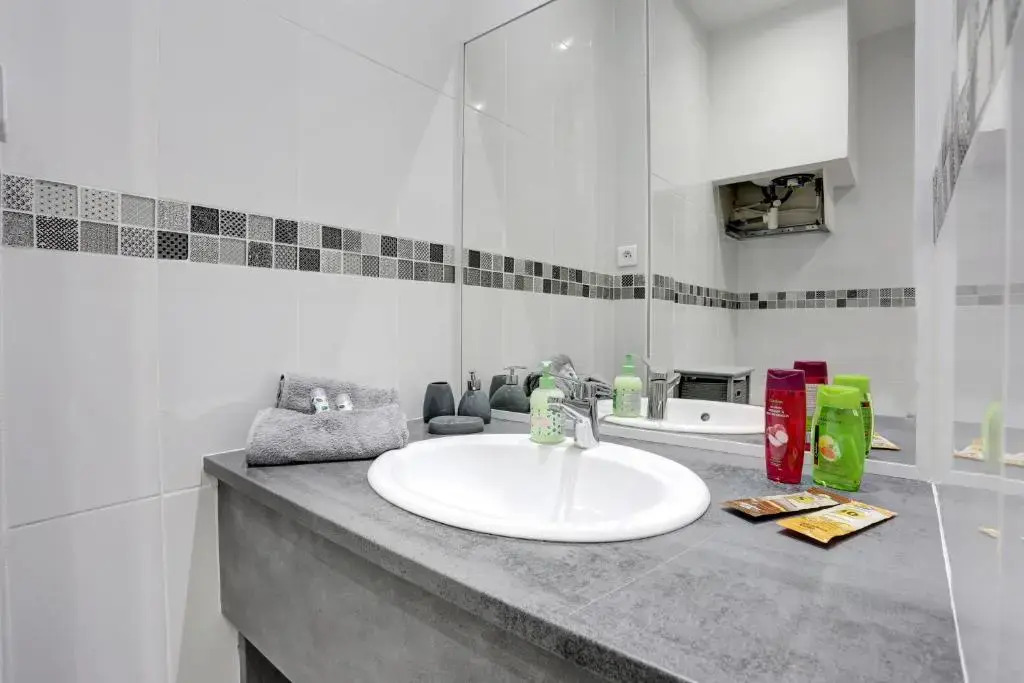 Le Philibert - Splendid, 6 Bedrooms, 12p, All Renovated, Port, A/C