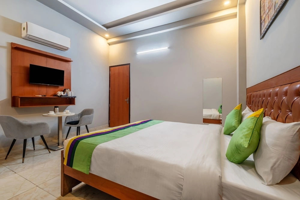 Expo Mart Inn
