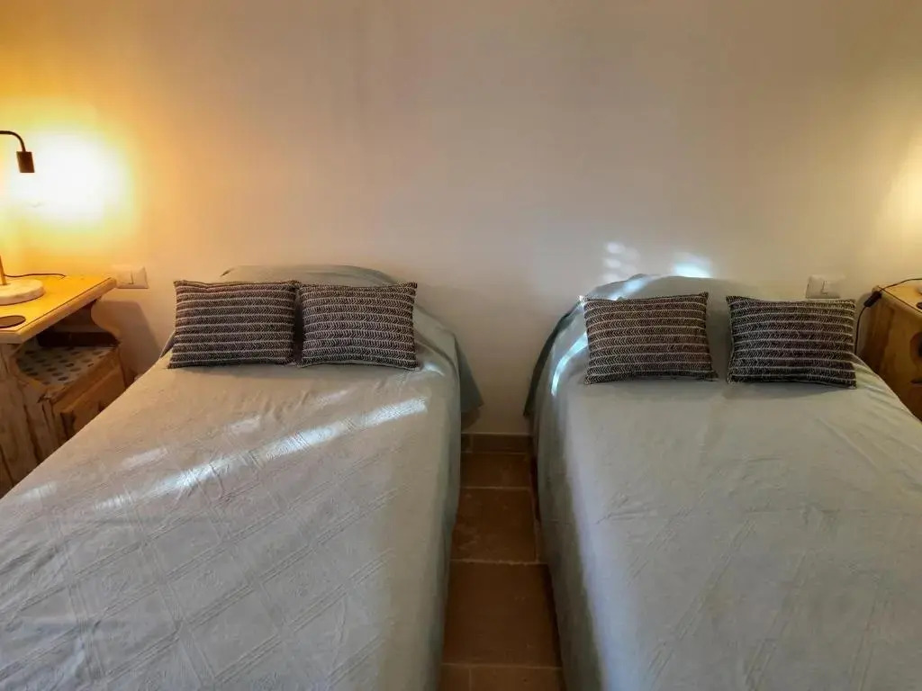 Trullo Home Sleeps 4 With Pool
