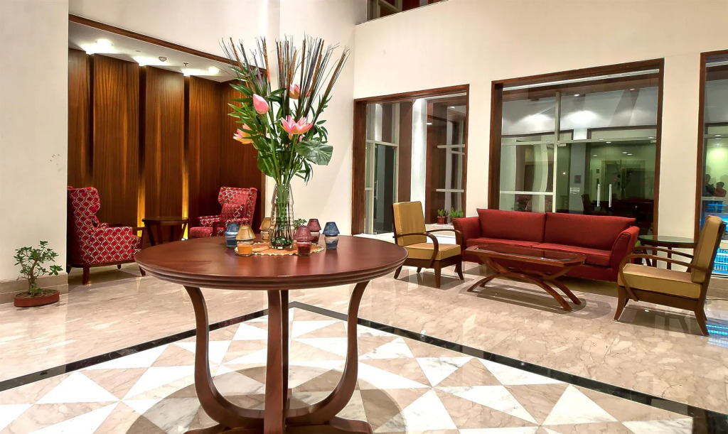 The Golden Plaza Hotel