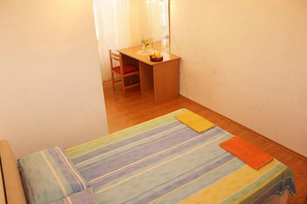 Room Lazareti
