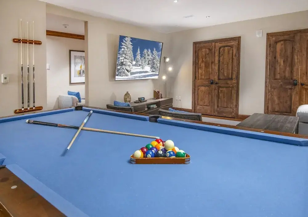 Ritz Carlton Vail #402 4 Bedroom Condo