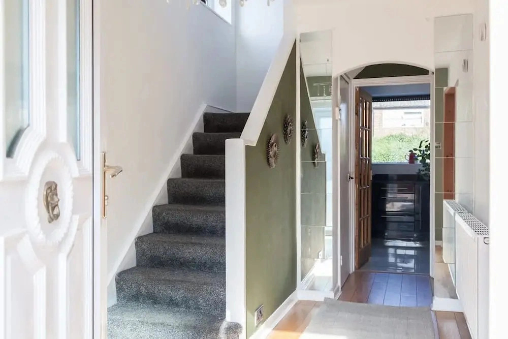 Perfect Booking 4 Bed Home Near City Airport