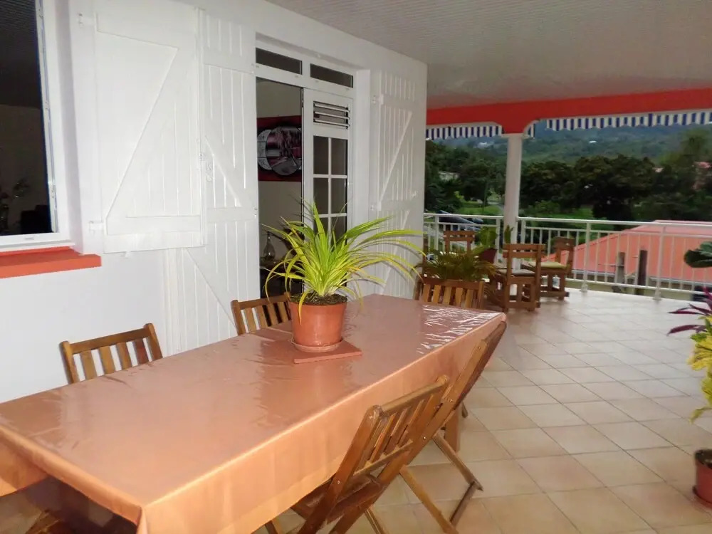 House With 3 Rooms In Le Diamant Martinique, With Enclosed Garden And
