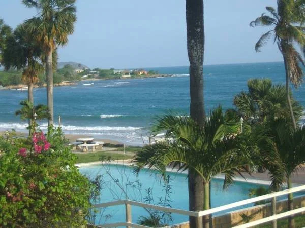 Treasure Beach Inn and Bar