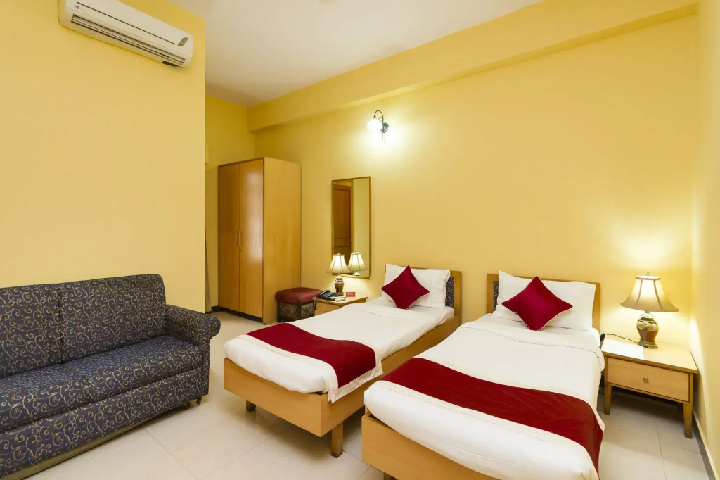OYO 499 Hotel Umerkot Residency