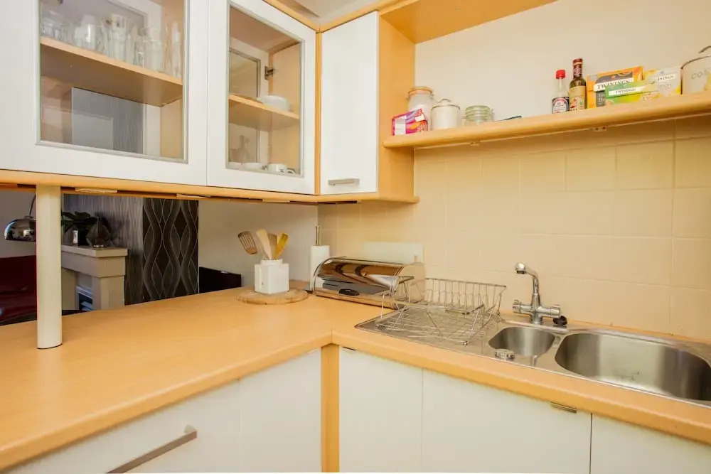 Two Bedroom Flat in Edinburgh