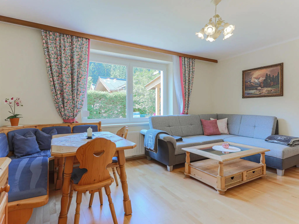 Snug Apartment in Kitzbühel - Kirchberg near Ski Slopes