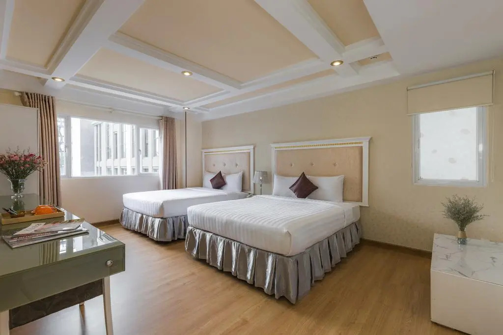 Dyn Opera Hotel