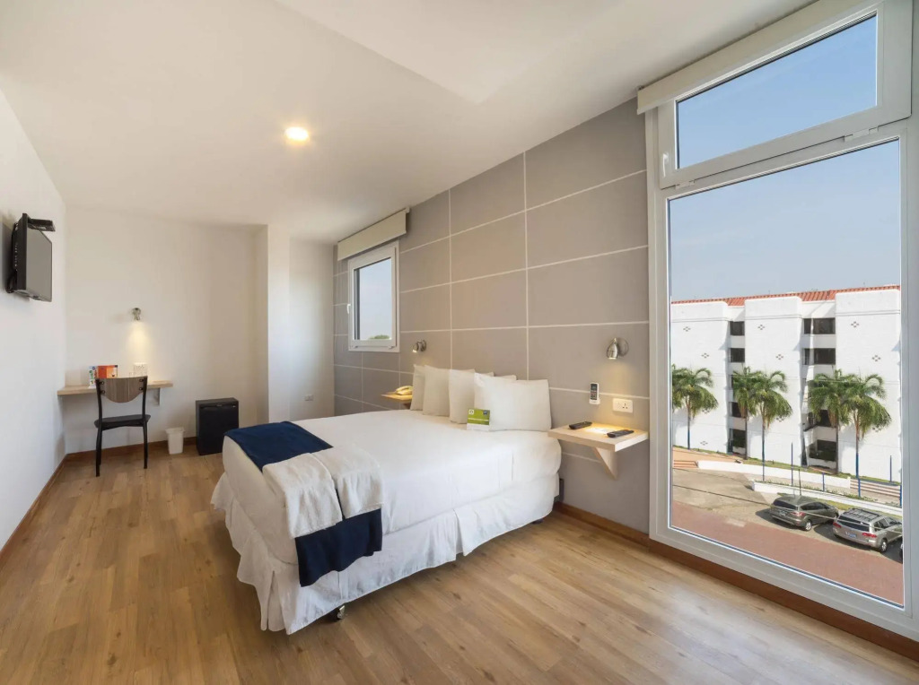Hotel LP Equipetrol