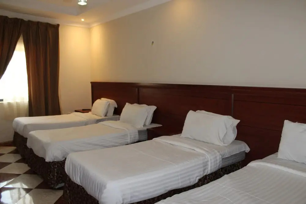 OYO 319 Jood Plaza Hotel