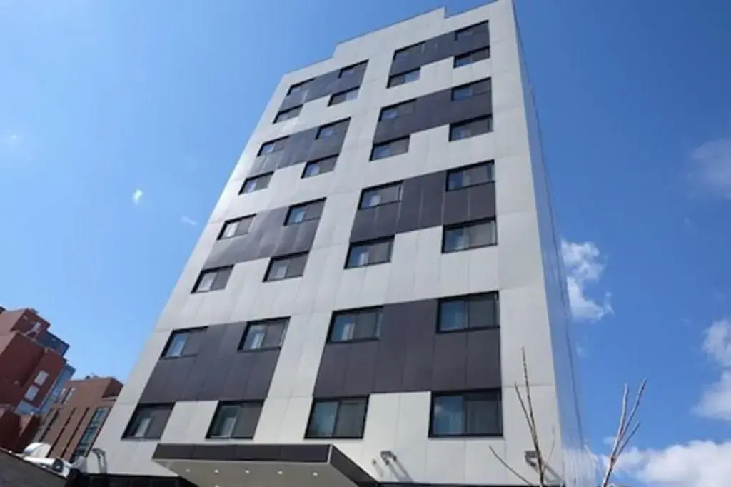 LIC Plaza Hotel