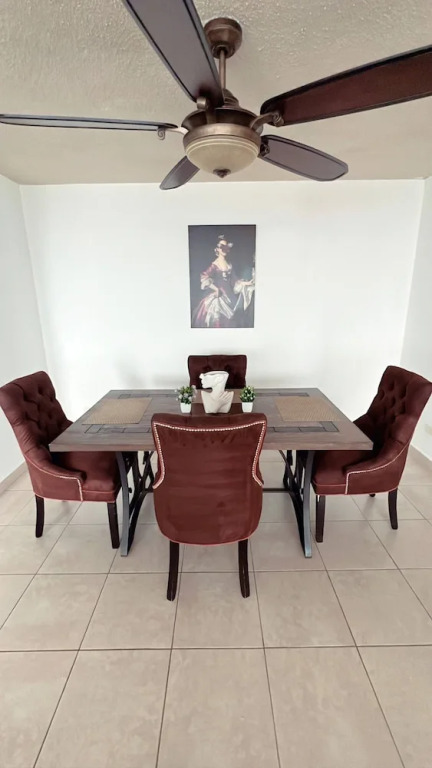 Ocean View 3br With Pool,parking and Walk To Beach